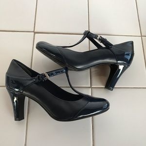 Mary Jane Pumps- Giani Bernini